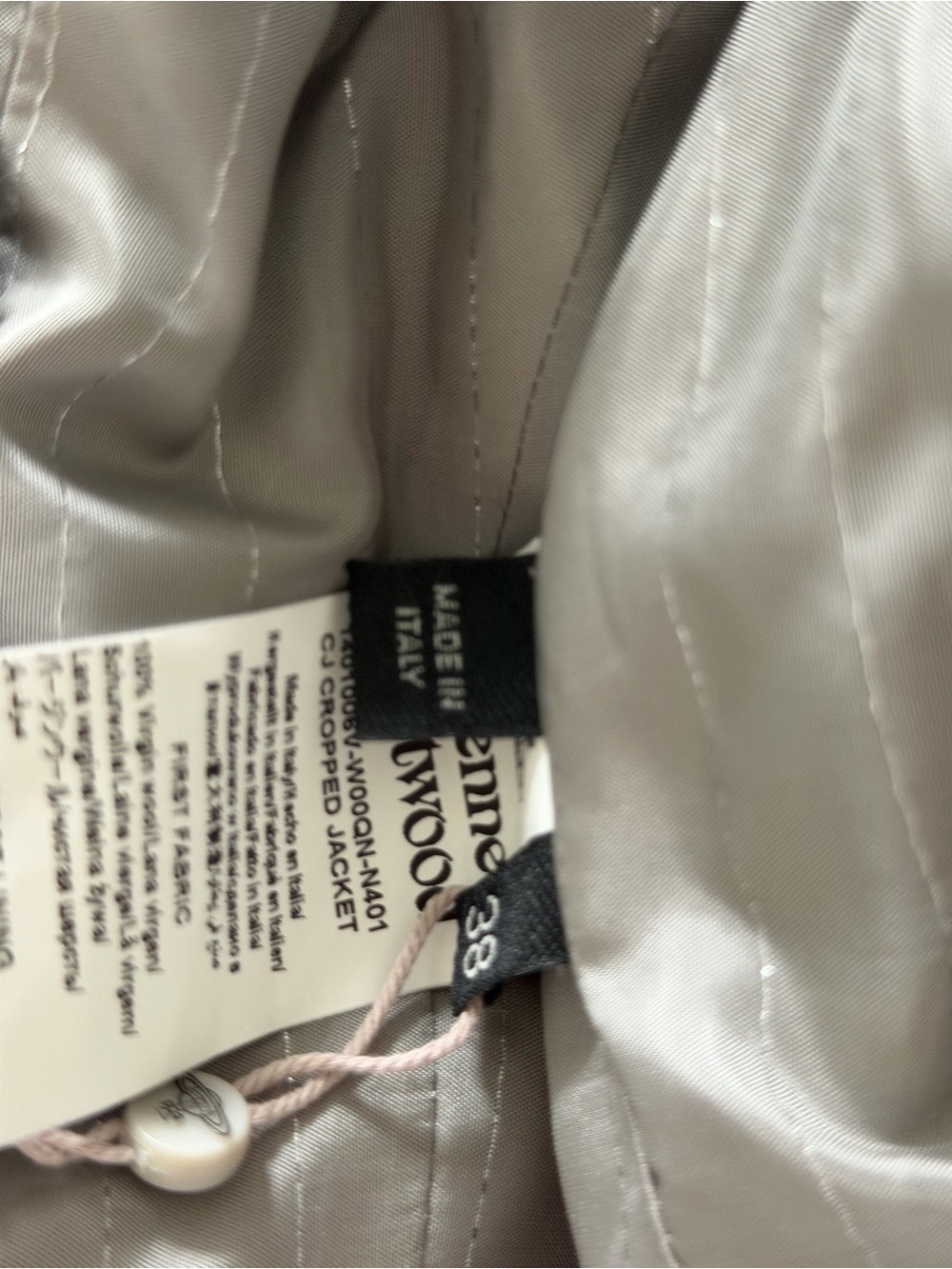 $1621 VIVIENNE WESTWOOD BLACK VIRGIN WOOL BOLERO CROPPED BLAZER JACKET SIZE 38 - Picture 9 of 9